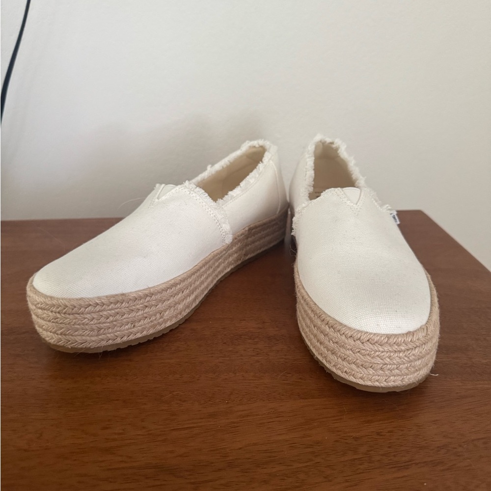 Toms White and Tan Espadrilles with Textured Sole
